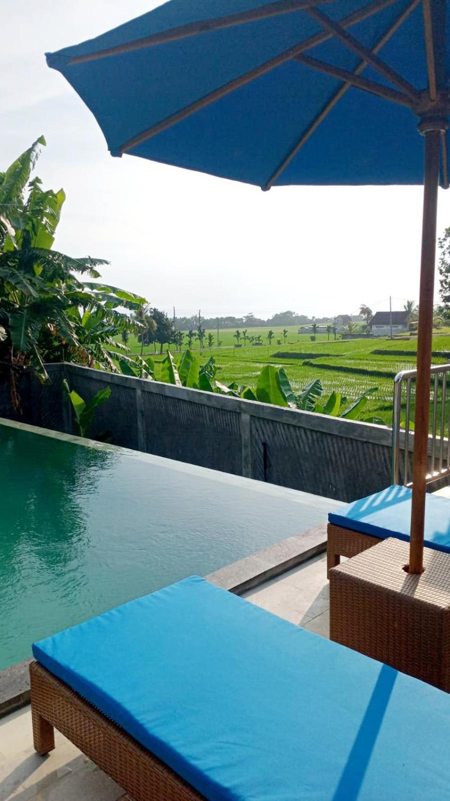 Kirra'S Beach House Pulukan Luaran gambar