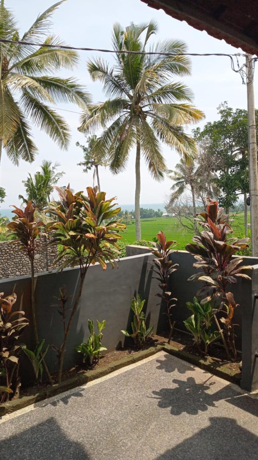Kirra'S Beach House Pulukan Luaran gambar